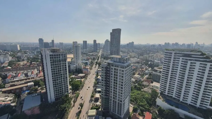 ขาย Metris Ladprao Top floor วิวเมืองสวยมาก ห้องเปล่า กั้นเป็นสัดส่วน ไม่จองไม่ได้แล้วน้า