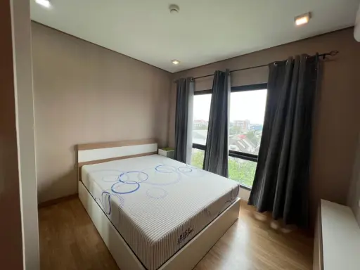 RIZZO CONDO condo for sale, good looking room, fully furnished + electrical appliances Carry your bag and you're ready to move in. Hurry up.
