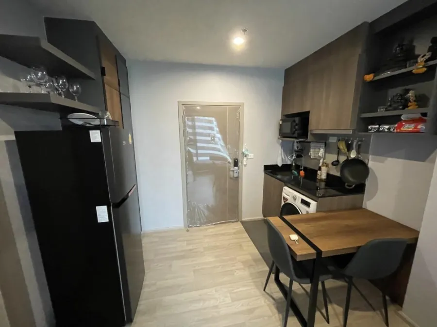 ขาย ให้เช่า ไอดีโอ โมบิ สุขุมวิท อีสต์พอยท์ ชั้น 10 วิวสระสวยๆ มี Walk-in Closet ดีแบบนี้ ห้ามพลาด