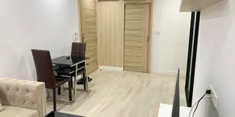 ให้เช่า V Condo Salaya วิวสนามบอล ลมพัดเย็นสบาย 2 ห้องนอน พร้อมเตียง + ตู้เสื้อผ้า Built-in จองเลย