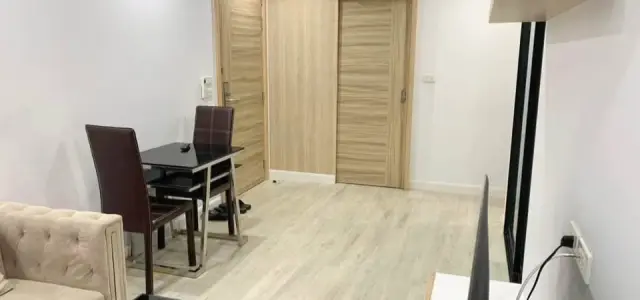 ให้เช่า V Condo Salaya วิวสนามบอล ลมพัดเย็นสบาย 2 ห้องนอน พร้อมเตียง + ตู้เสื้อผ้า Built-in จองเลย images