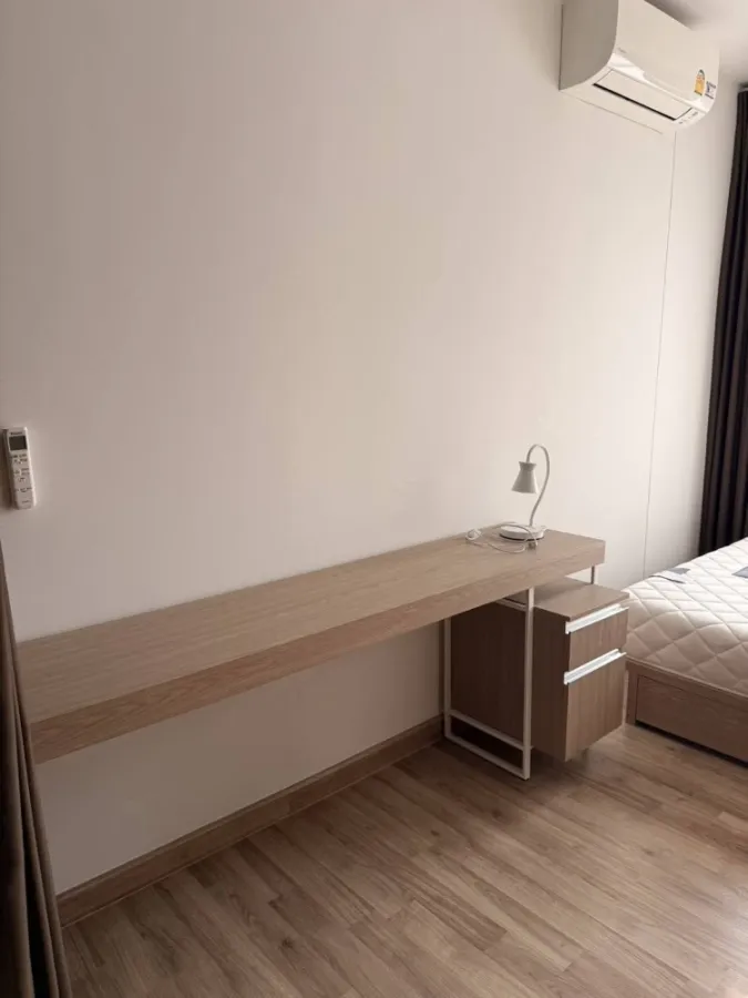 Selling Niche MONO Sukhumvit-Bearing, ready to move in immediately. No need to buy additional furniture or appliances.