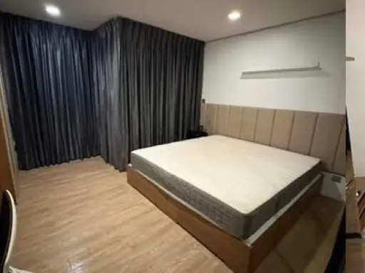 Condo for rent at Kave Town Shift. The unit is partitioned into separate, well-defined zones. Amazing price! Book today! Don't miss out!