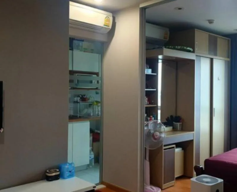 ขาย เดอะ เพรสซิเดนท์ สาทร-ราชพฤกษ์ 3	ห้องแต่งเรียบง่าย โทนสีสันสดใส วิวดี 1 ห้องนอน 1 ห้องน้ำ