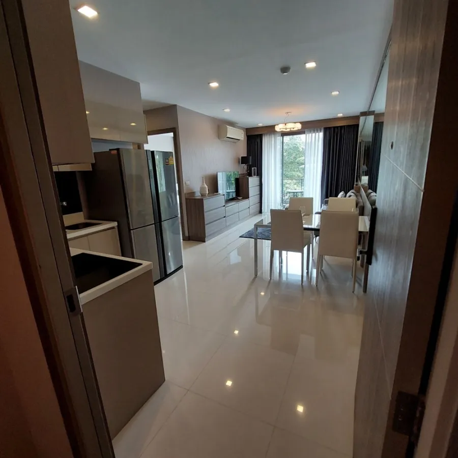 Condo for rent, Trapezo Sukhumvit 16, fully furnished, ready to move in, well built-in, hurry and reserve before you miss the opportunity.