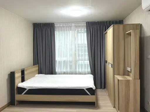 For rent: Plum Condo Phahonyothin 89. The room is simply decorated, clean and very comfortable. Good like this, reserve now.