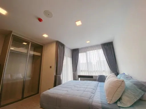 For rent, kave ava, 3rd floor, new room, comes with full decoration, book now, say you don't miss it.