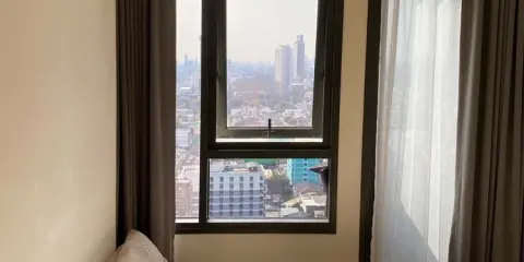 ขาย เซ็นทริค รัชโยธิน ชั้น 19 วิวเมือง Fully furnished ตกแต่งครบพร้อมเข้าอยู่ รีบจองด่วนๆ