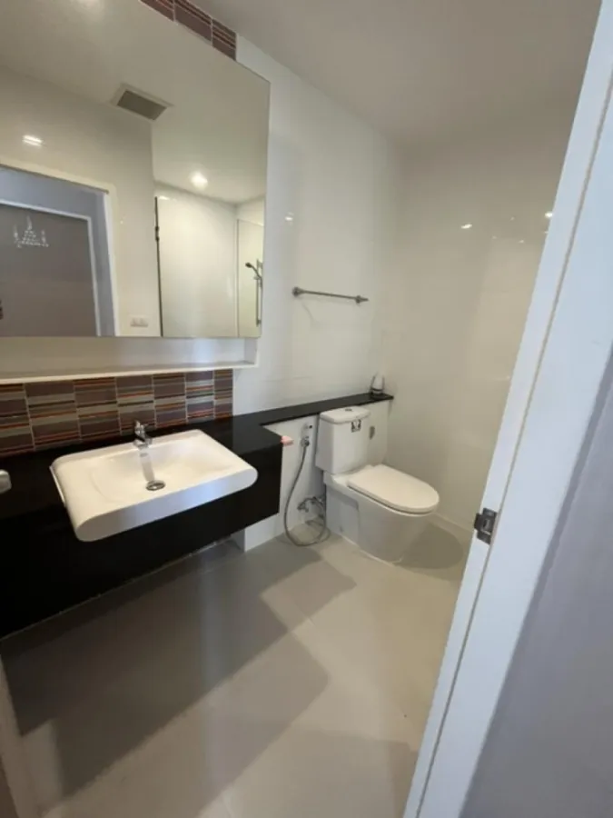 For sale: The Coast Bangkok Sukhumvit-Bangna, Building B, 14th floor, spacious room, fully furnished, nice to live in. Book now.