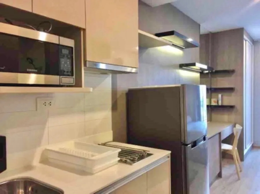 For rent!! Condo Ideo Chula Samyan, 17th floor, built in furniture, ready to move in, don't miss it!!