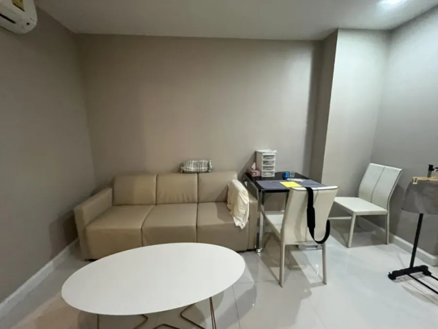 ให้เช่า!! คอนโด เดอะ เมโทรโพลิส ห้องสวย เฟอร์นิเจอร์ครบครัน พร้อมเข้าอยู่ ห้ามพลาด!!