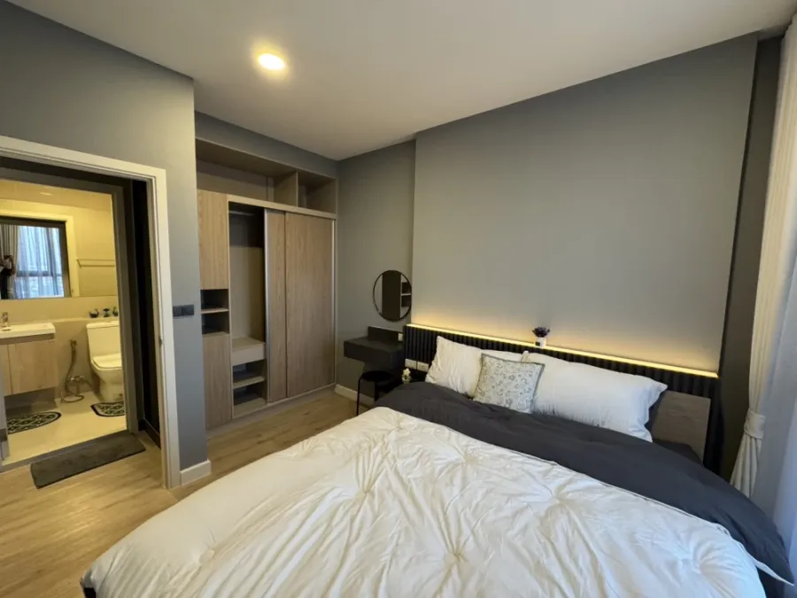 Condo for rent at XIM Rama 3 – Suksawat. Nicely decorated unit with high-quality built-in furniture. Convenient and fully equipped. Book now!