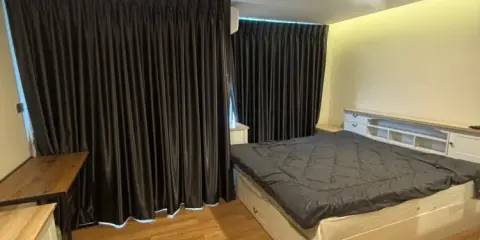 ให้เช่า Modern condo จรัญฯ 79 กำแพงห้องไม่ติดกะห้องอื่น เพราะด้านนึงติดล็อบบี้ ส่วนอีกด้านติดบันไดหนีไฟ สบายใจเรื่องเสียงรบกวน จองเลย