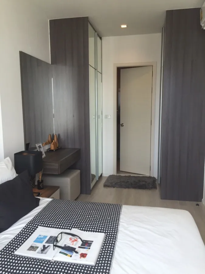 ขาย Quinn Condo รัชดา 17 ชั้น 32 วิวเมืองสุขุมวิท 1 นอน 1 น้ำ ตกแต่งเรียบง่ายน่าอยู่ ไม่จองพลาดสุดๆ