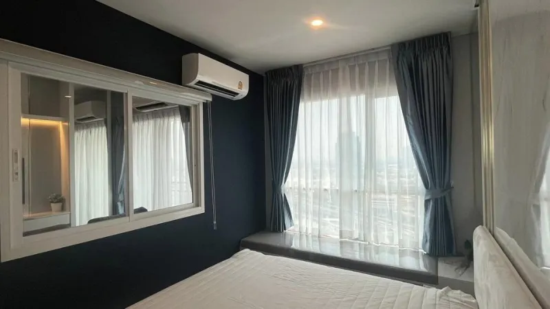 ด่วนขาย เช่า คอนโด ลุมพินี เพลส รัชดา-สาธุ ห้องมุม Corner View พร้อม Built-In & Fully Furnished อย่าพลาด