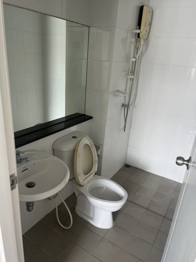 For rent, Plum Condo, Phahonyothin 89, Phase 4, Building B, 8th floor, fully furnished, ready to move in. Book now, don't wait.