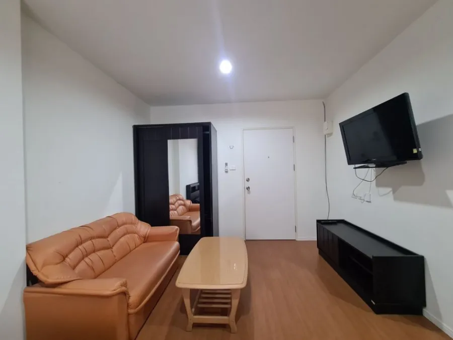 Lumpini Township Rangsit-Khlong1 for rent, studio room, decorated in proportion. Book now before it slips away.