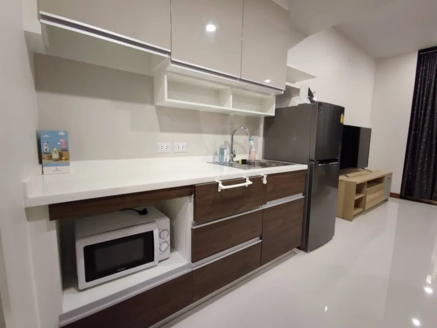 For rent!! Condo Supalai Premier Charoen Nakhon, fully furnished room, beautiful city view, can't make a reservation like this!!