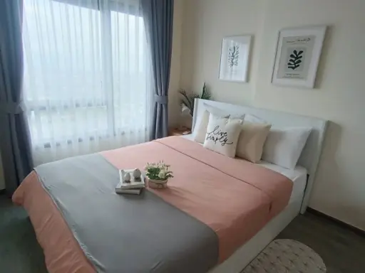 For rent!! Condo Rich Park Triple Station, 37th floor, fully furnished, great price, ready to move in, don't miss it!! images