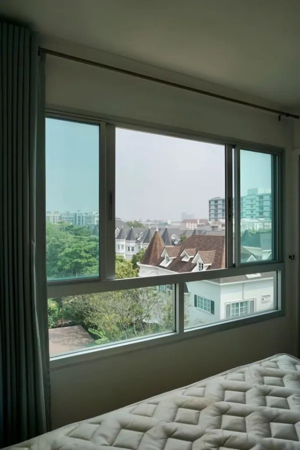 Condo for sale,rent Lumpini Ville Sukhumvit 109-Bearing, 4th floor, comes with full set of furniture. You can't miss it, book now.