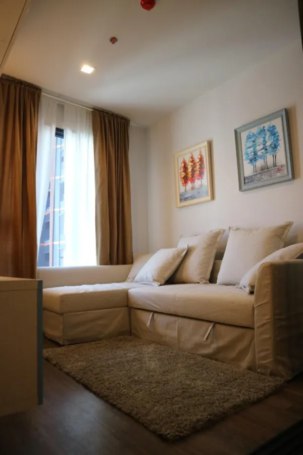 For Rent Life Ladprao Valley ห้องพร้อมอยู่ แต่งครบ ลากกระเป๋าใบเดียวเข้าอยู่ได้เลย อย่าพลาด