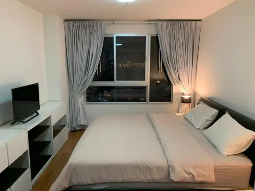 For rent: For rent One X Sukhumvit 26, spacious room, fully decorated, 24th floor, fully decorated, nice to live in. Book now, don't miss it.