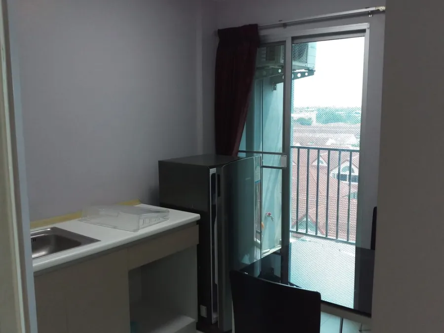 ให้เช่า D Condo รัตนาธิเบศร์ ห้องกั้นเป็นส่วนตัว ตกแต่งพร้อมเข้าอยู่ ราคาย่อมเยา จองได้เลยจ้า