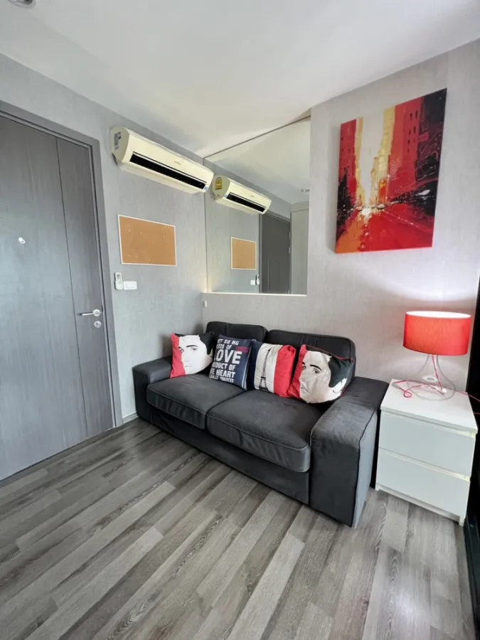 For rent, The Base Park West, 24th floor, city view, beautiful room, fully furnished, ready to move in immediately, book now, hurry up.