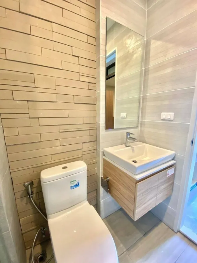 ให้เช่า THE CUBE NORTH แจ้งวัฒนะ 12 เพดานสูง 2.7 เมตร เฟอร์และเครื่องใช่ไฟฟ้าครบคุ้มสุดๆ จองเลย