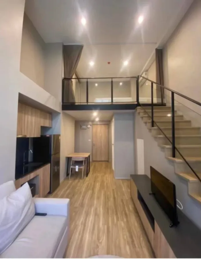 ให้เช่า บลอสซั่ม คอนโด แอท สาทร-เจริญราษฎร์ Duplex ห้องสวย น่าอยู่!!