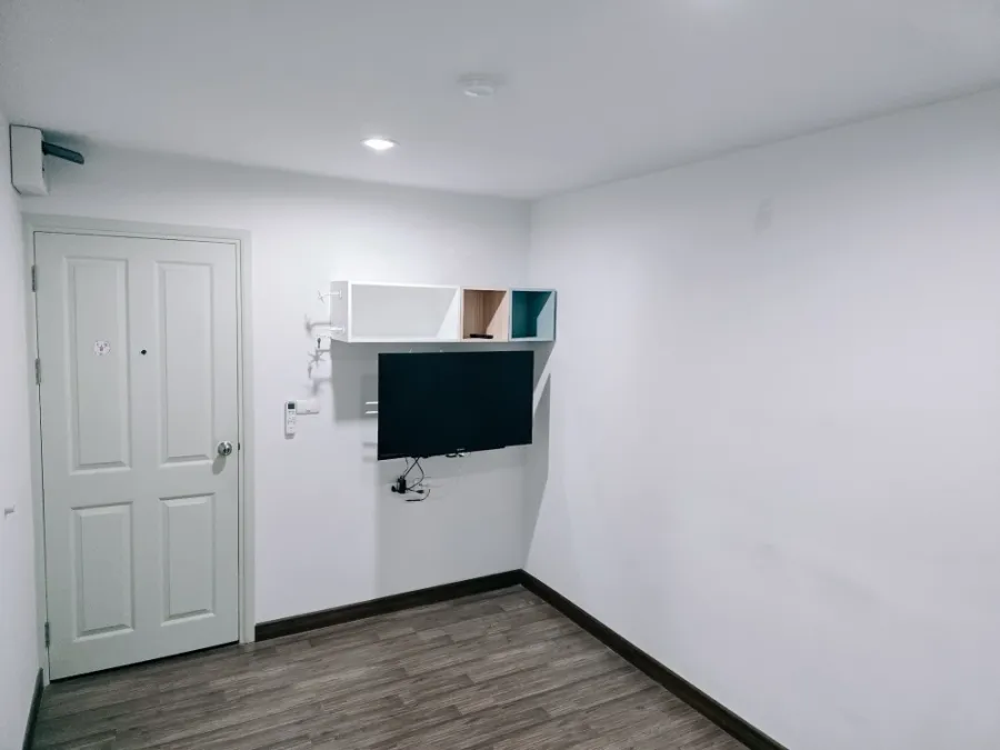 ให้เช่า You 3 Condo ชั้น 3 อาคาร B ห้องเย็นตลอดทั้งวันแน่นอน โดดแดดไม่มาก เฟอร์นิเจอร์ครบชุด ย้ายกระเป๋าเข้าอยู่ได้เลย