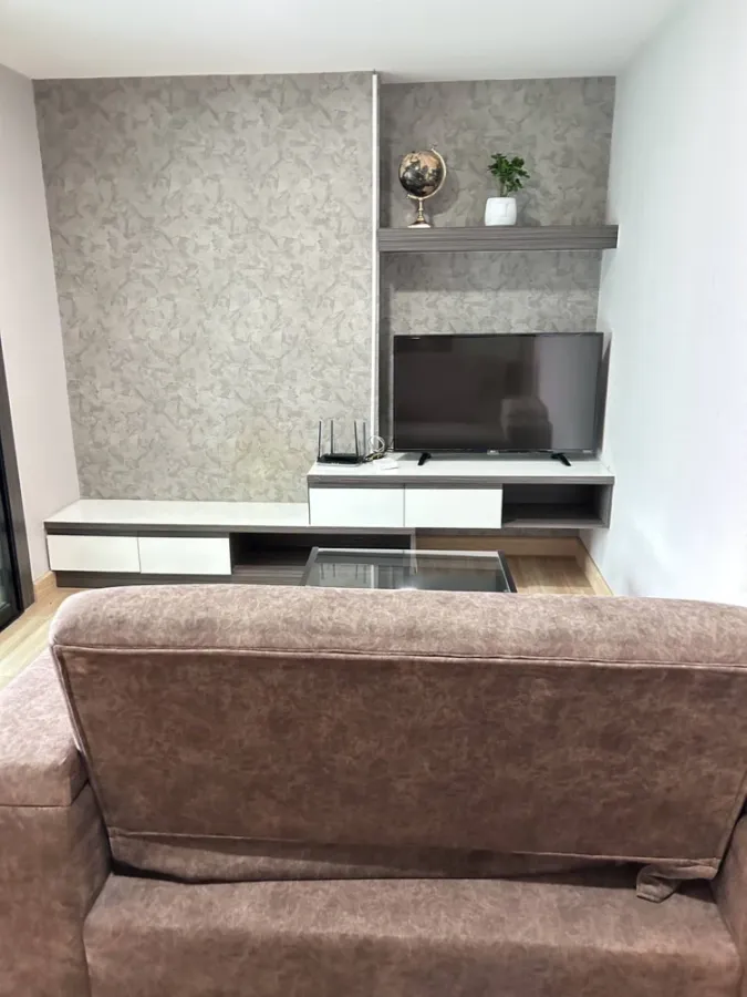 For rent Living Avenue Bangsaen, 4th floor, spacious room, fully furnished, nice to live in, reserve now, hurry!