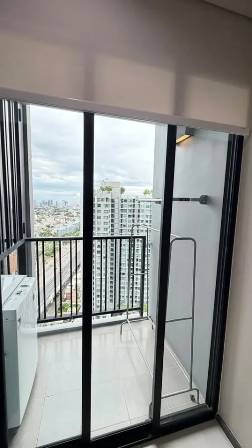 Condo for rent: The Base Park West Sukhumvit 77. Beautifully decorated unit with full furnishings, ready to move in. Book now!