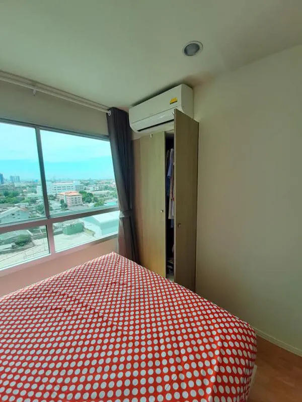 Condo for sale, Lumpini Park Phetkasem 98, high floor, cool breeze, easy to travel, near MRT, price in front, end in one room