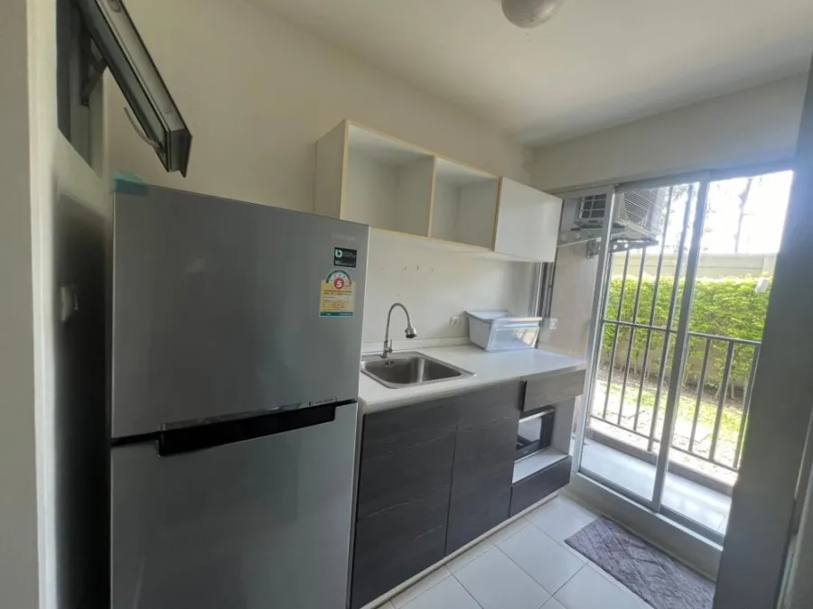 For sale and rent, D Condo Campus Resort Bang Saen, separated rooms, great price, complete set of furniture, don't miss it.
