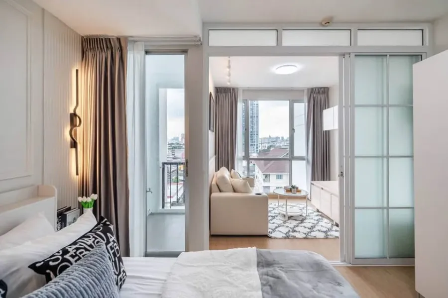For sale: City Room Ratchada-Sutthisan, very bright and comfortable room, nice decoration, complete furniture + electrical appliances, ready to move i