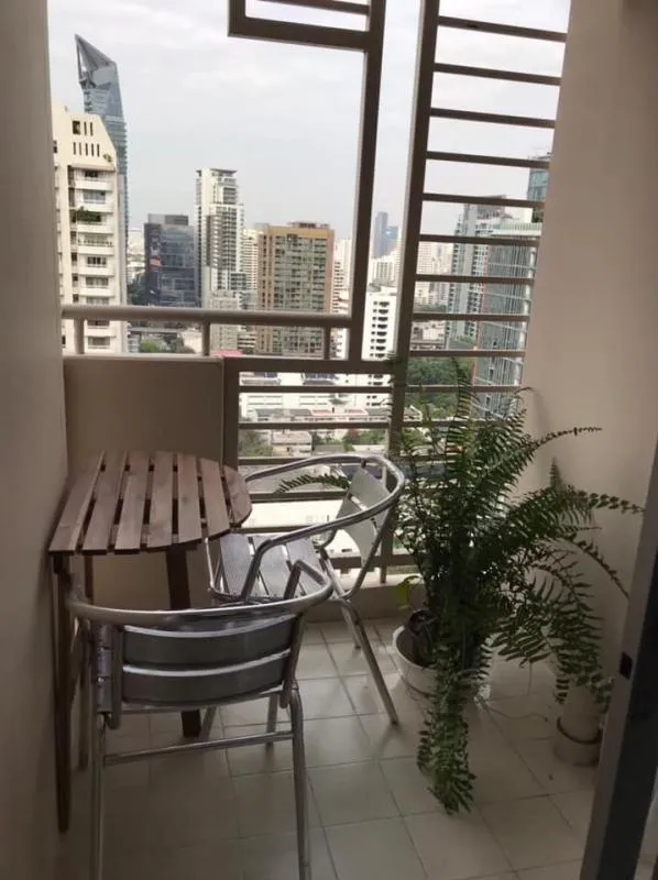 For rent, One X Sukhumvit 26, beautiful room, fully built, fully furnished, do not miss!