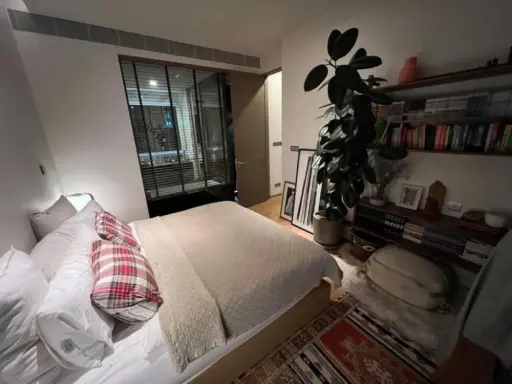 Quick sale!! Saladaeng One Condo, beautiful room, high floor, fully furnished, ready to move in, don't miss it!!