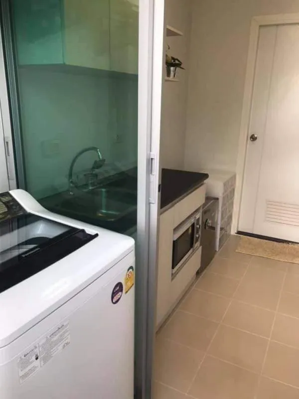 Hurry up, corner room, quiet, very few passers-by, very private, rent Plum Condo, Phahon Yothin 89