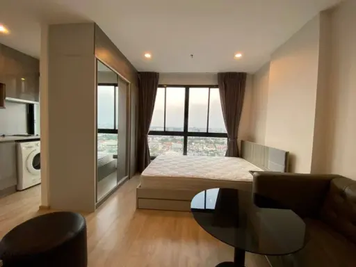 For rent: Ideo Sathorn-Thaphra Private Zone: 30th floor, Building A. Quiet and highly private. Book now, don't miss out! images