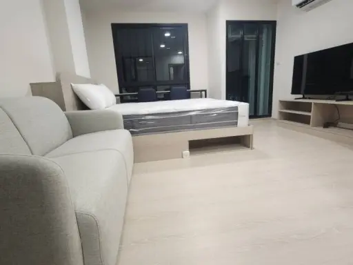 ให้เช่า dcondo hype rangsit ชั้น 5 ห้องริม วิวสระน้ำ ระเบียงไม่ชนตึก แต่งครบ พร้อมอยู่ จองเลย ด่วนๆ