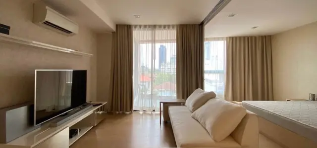 ให้เช่า Condo LIV@49 ห้องโทนสีขาว สะอาดสบายตา ห้องกว้างมาก ทีวีจอใหญ่จุใจ ดูหนังได้เต็มตา ห้ามพลาด images