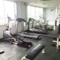 ขาย ให้เช่า Sathorn Plus-By The Garden ห้องกว้างพื้นที่ใช้สอยเยอะ เฟอร์ครบครัน มาพร้อมโซฟาตัวใหญ่ จองเลย