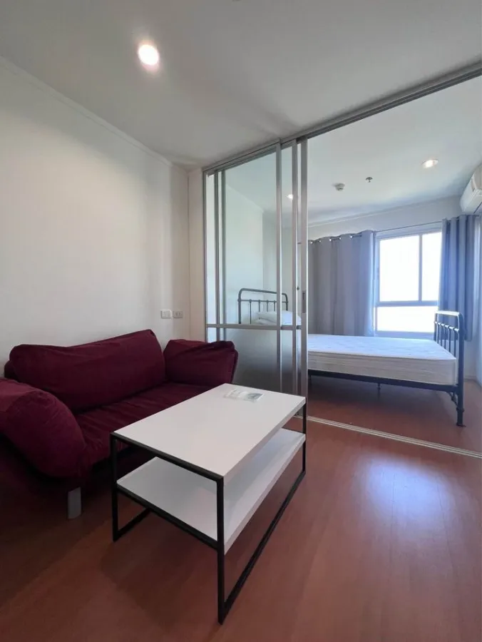 For rent: Lumpini Park Rattanathibet - Ngamwongwan, separate room, complete with electrical appliances. Don't miss it.