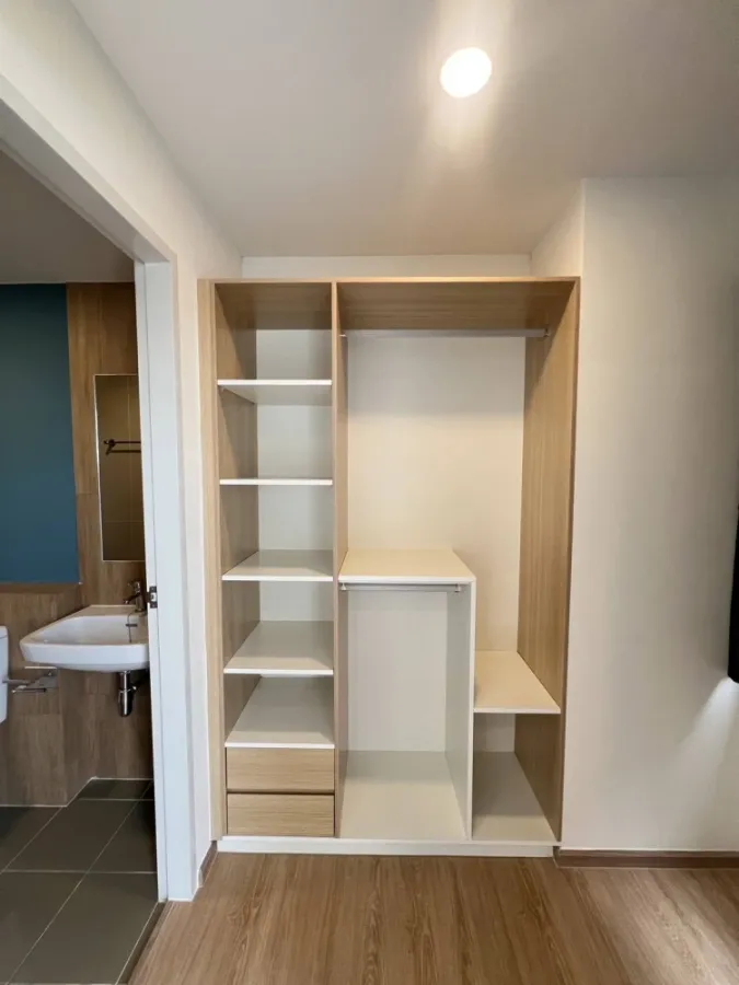 ขายดาวน์ เสนา อีโค ทาวน์ รังสิต สเตชั่น ห้องริมเป็นส่วนตัว พร้อม Walk in Closet ได้วิวดีมาก จองด่วน
