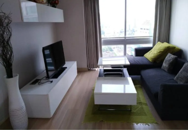 My Resort Bangkok for rent, very beautiful room, elegant decoration, clean white tone. pleasant atmosphere Don't miss out on renting.