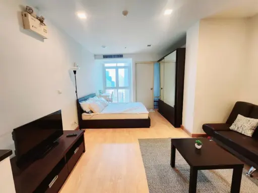 For rent: Nusasiri Grand, a lovely room fully furnished. Book now!