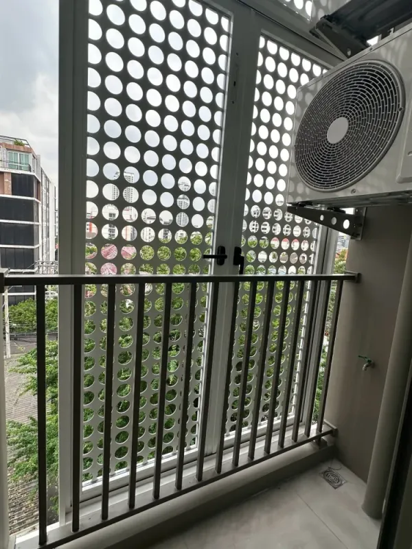 ให้เช่า Groove Vibes Ladprao 18 คอนโด Duplex Loft เพดานสูง โปร่ง โล่ง หน้าต่างหันทิศเหนือ แดดไม่แรง ห้องไม่ร้อน