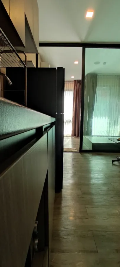 ขาย บราวน์ คอนโด รัชดา 32 ชั้น 6 ตกแต่งสไตล์ Modern Loft พร้อมอยู่ อย่ารอช้า!!
