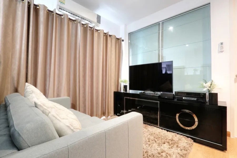 ขาย Parkland grand taksin ตกแต่ง Built in อย่างดี + Furniture เครื่องใช้ครบ รีบจับจองก่อนพลาด
